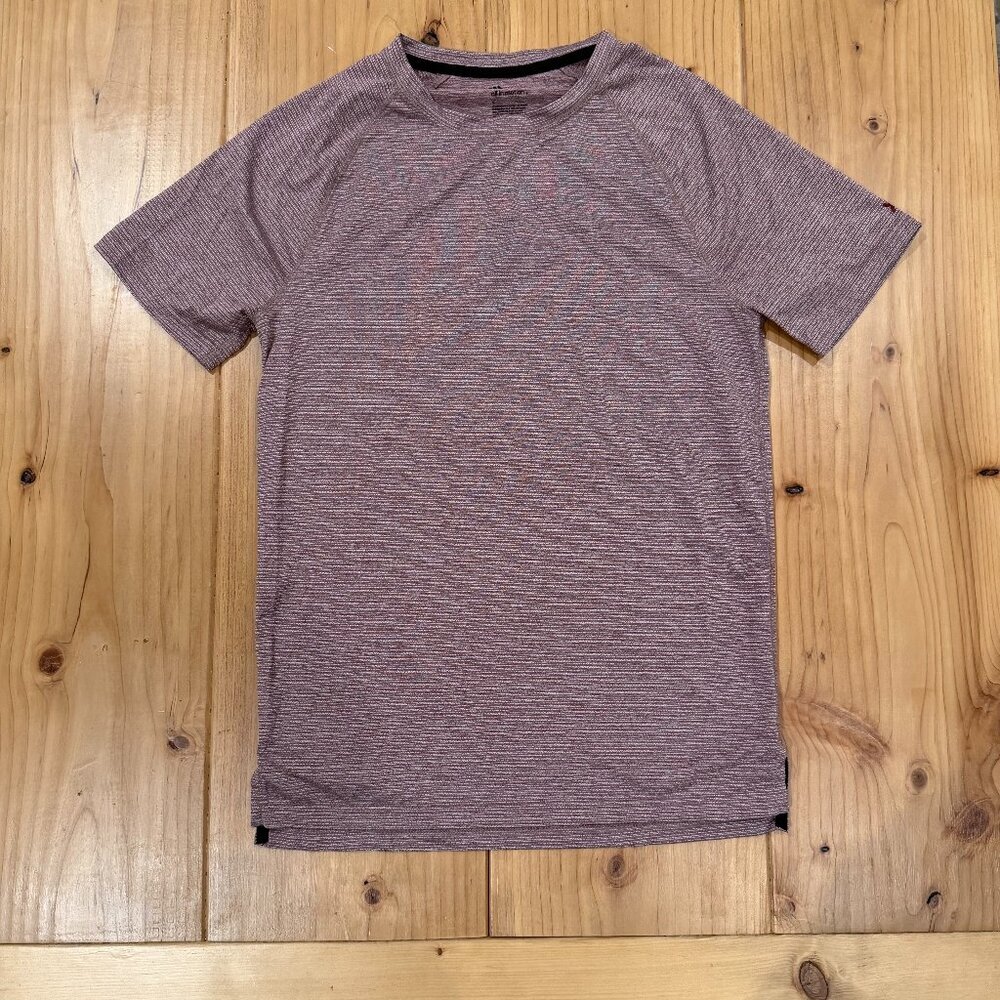 All in Motion Maroon Men’s Athletic Top – Size Small